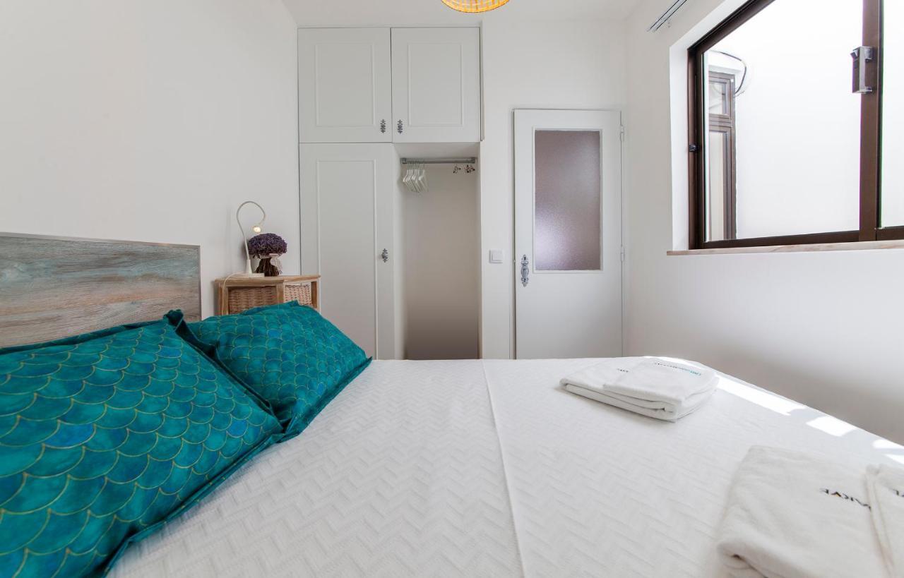 B48 - Olive Tree Street 2 Bed Flat Lejlighed Lagos Eksteriør billede