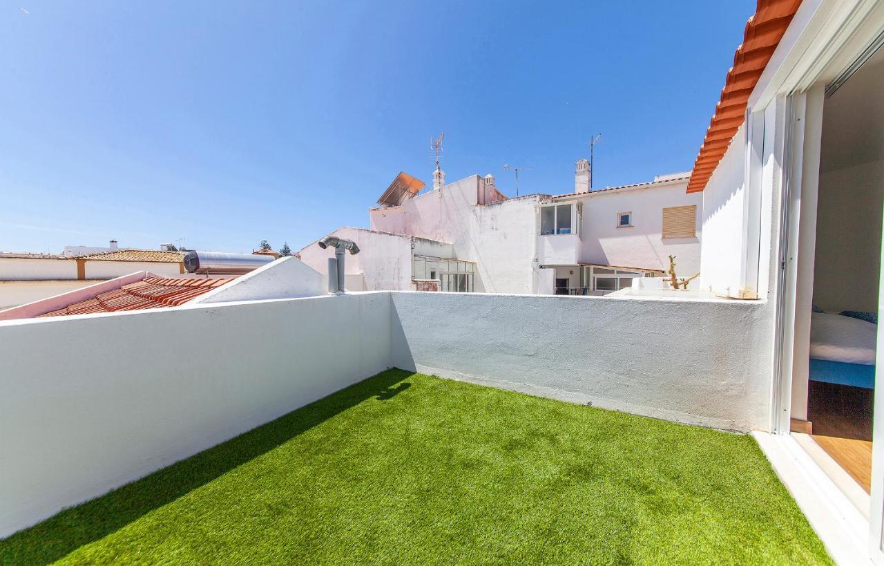 B48 - Olive Tree Street 2 Bed Flat Lejlighed Lagos Eksteriør billede