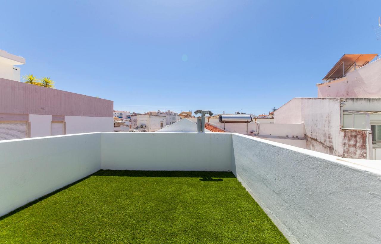 B48 - Olive Tree Street 2 Bed Flat Lejlighed Lagos Eksteriør billede